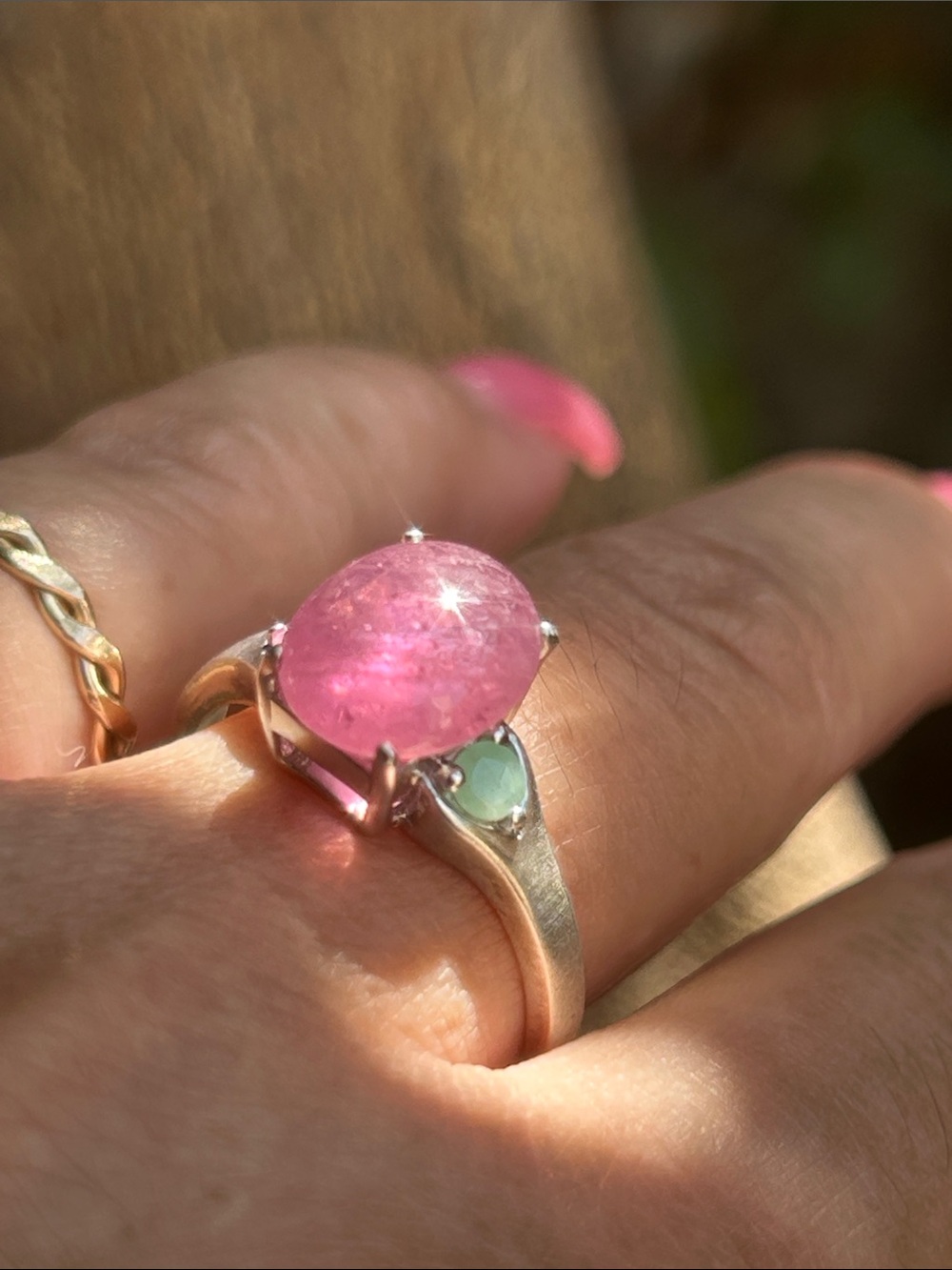 Stunning Sterling Silver Cabochon Ruby Emerald Ring Size 10